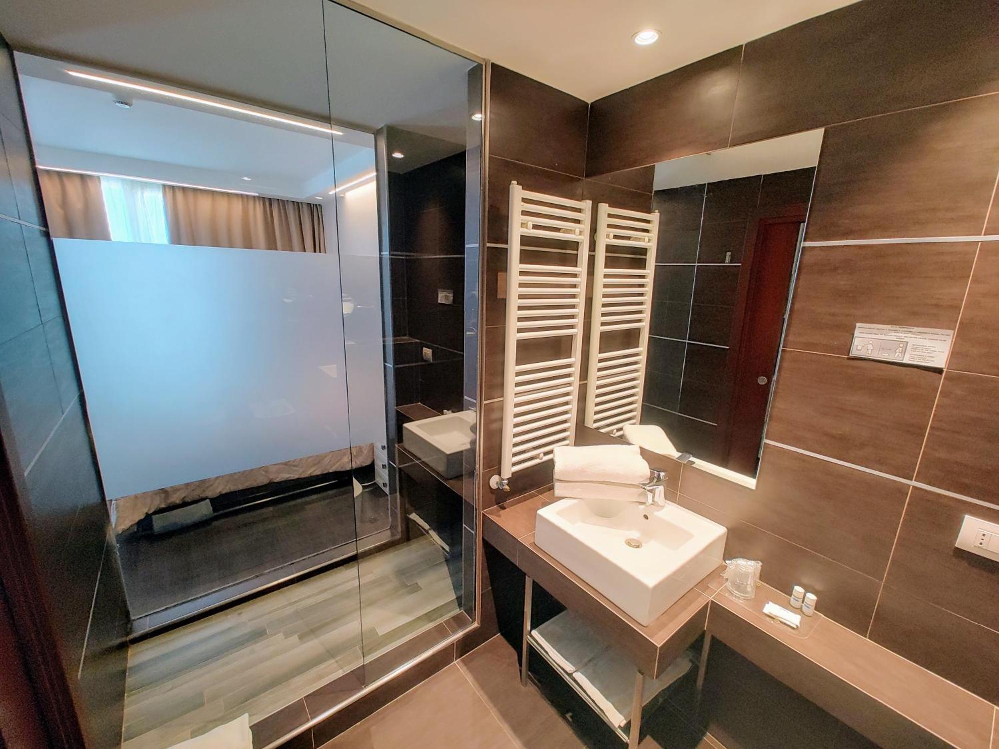 Hotel Datini Прато Экстерьер фото