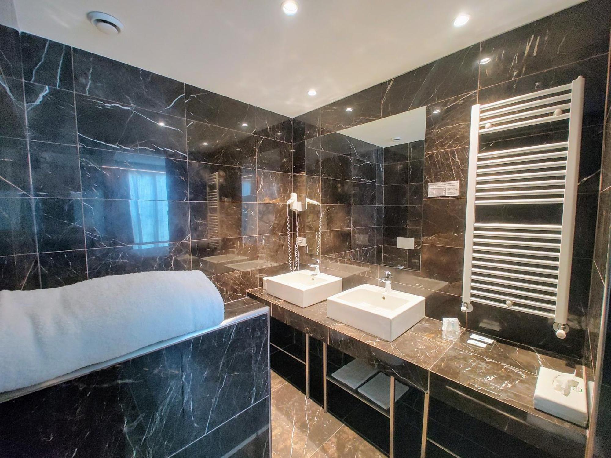 Hotel Datini Прато Экстерьер фото